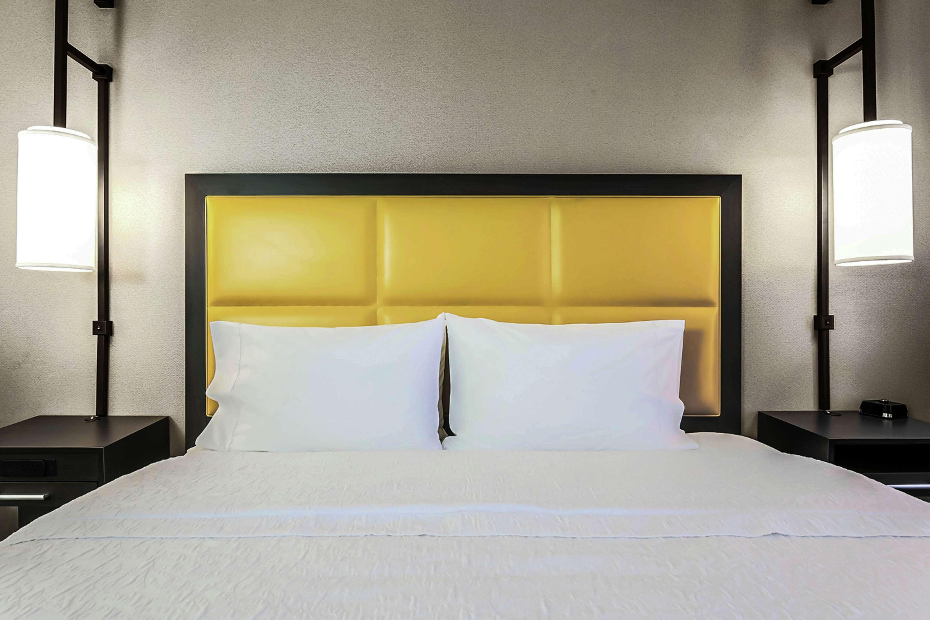 Hampton Inn & Suites Austin-Downtown/Convention Center Dış mekan fotoğraf