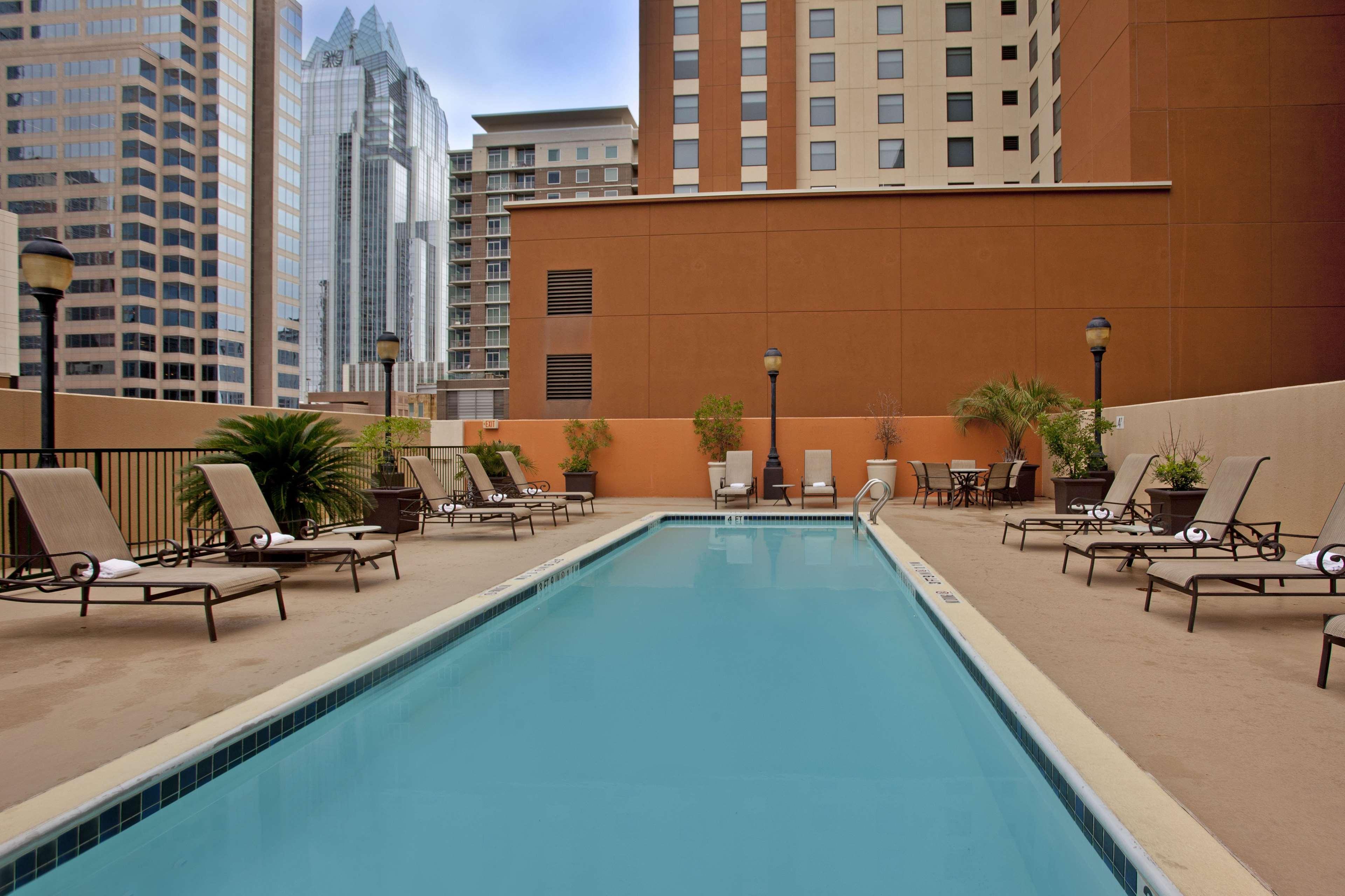 Hampton Inn & Suites Austin-Downtown/Convention Center Dış mekan fotoğraf