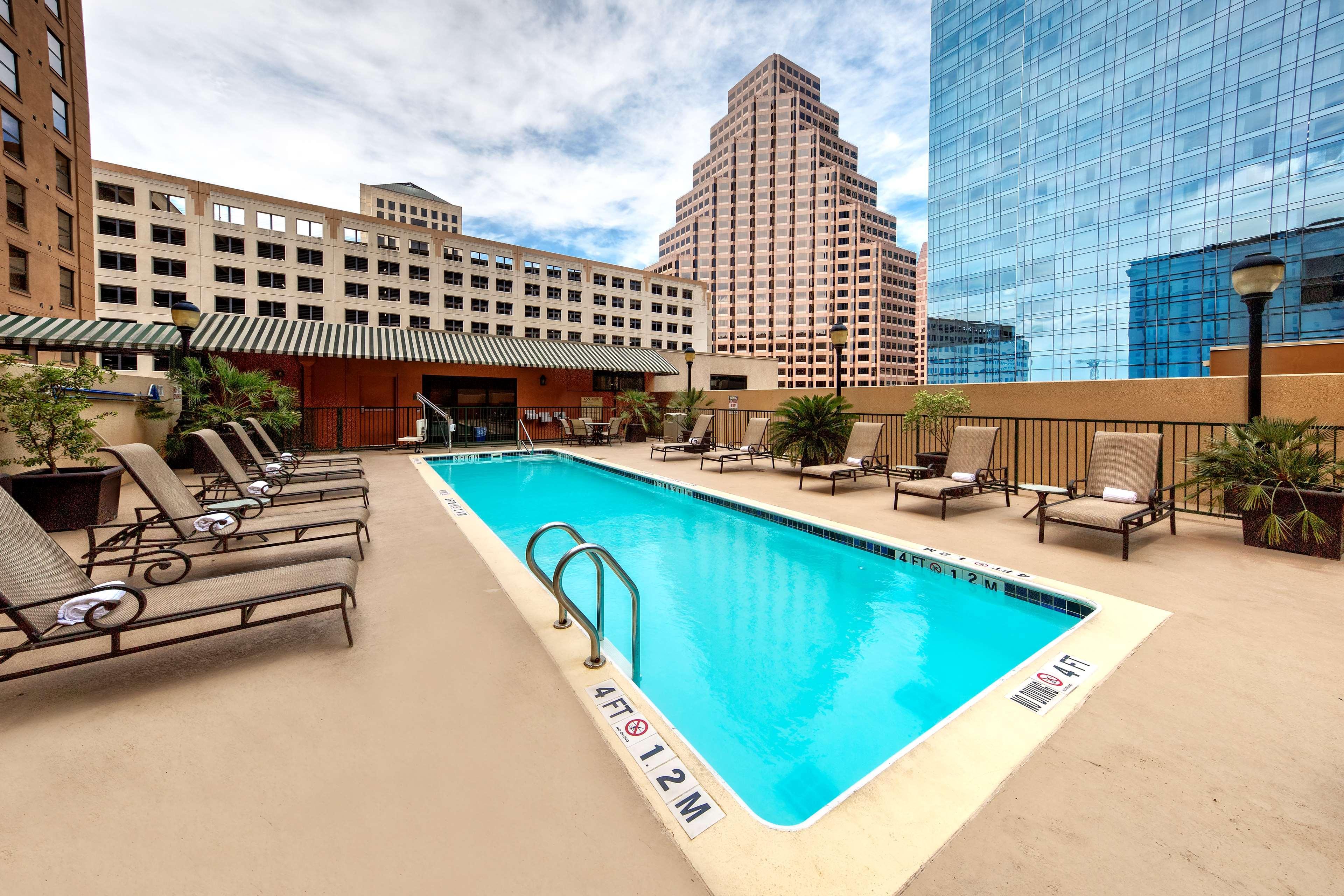 Hampton Inn & Suites Austin-Downtown/Convention Center Dış mekan fotoğraf