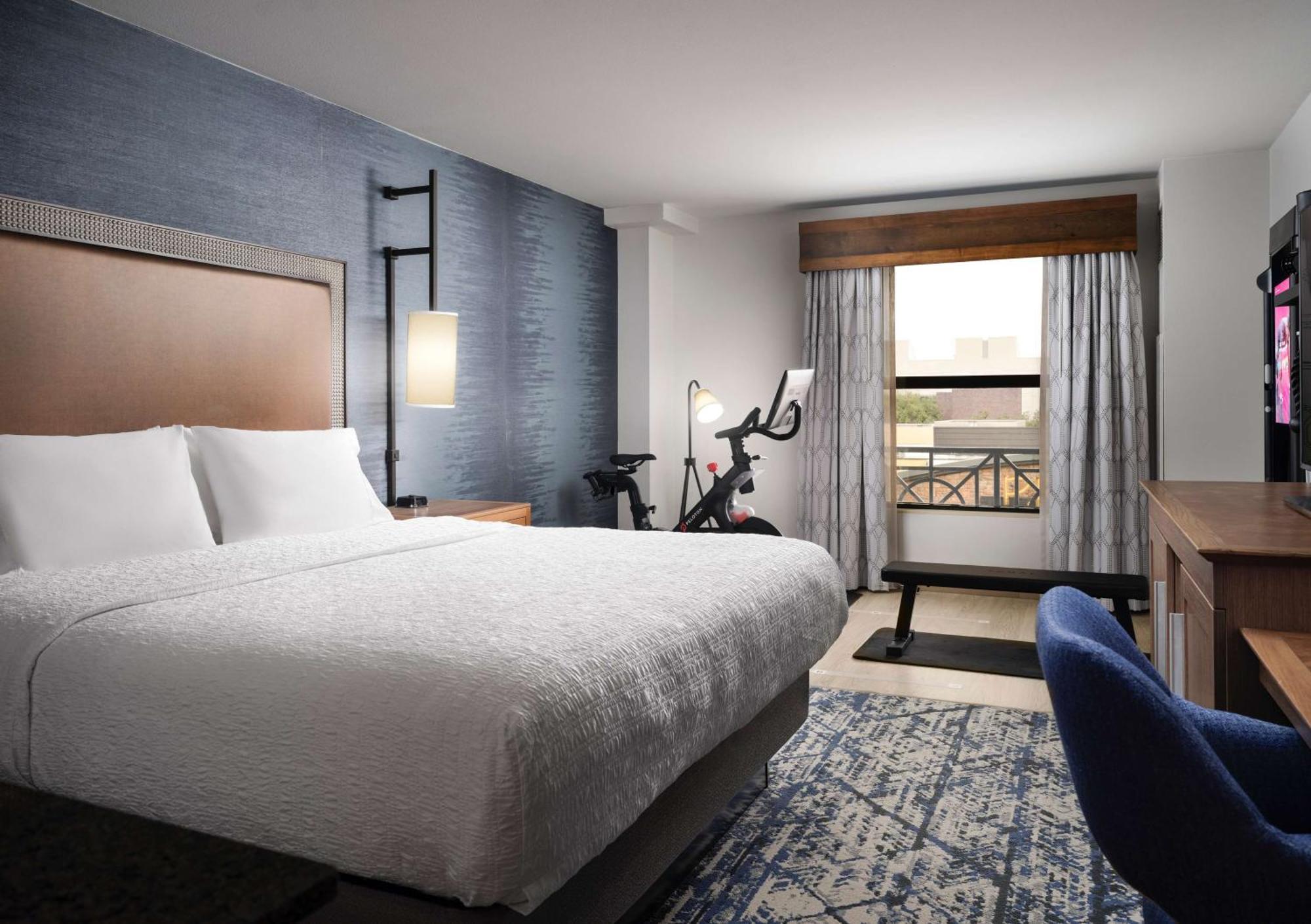 Hampton Inn & Suites Austin-Downtown/Convention Center Dış mekan fotoğraf